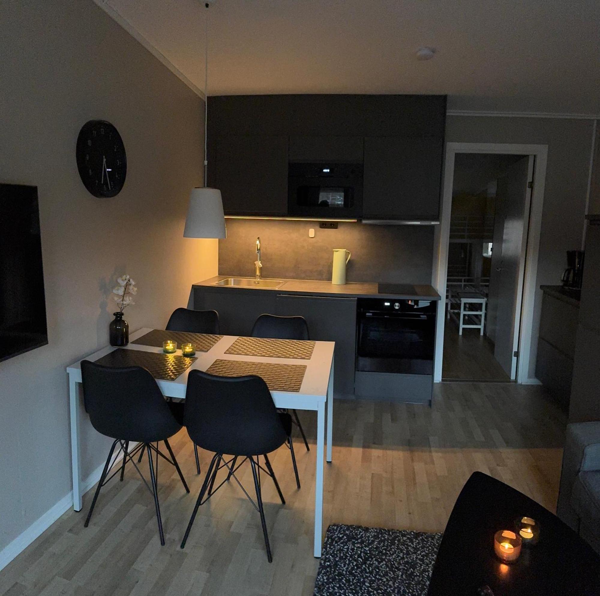 Haellestrand Nr 6 Seaview Strömstad Buitenkant foto
